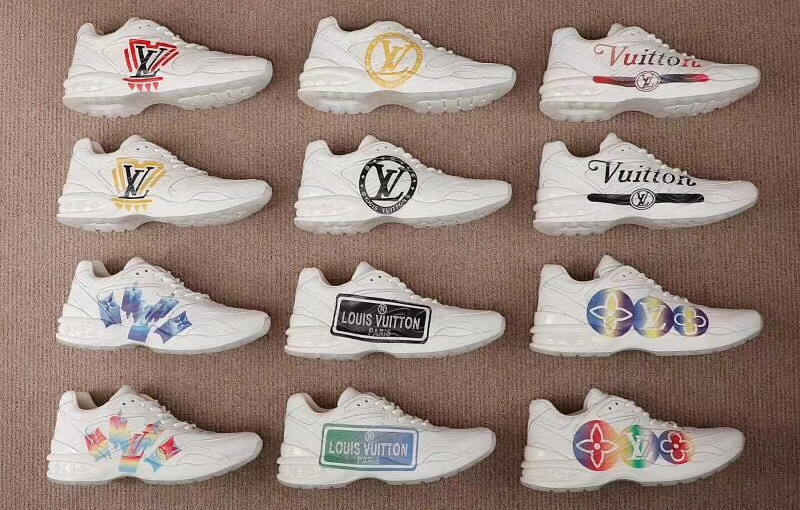 女生平板鞋使用龍潤(rùn)LR-2513打樣效果圖